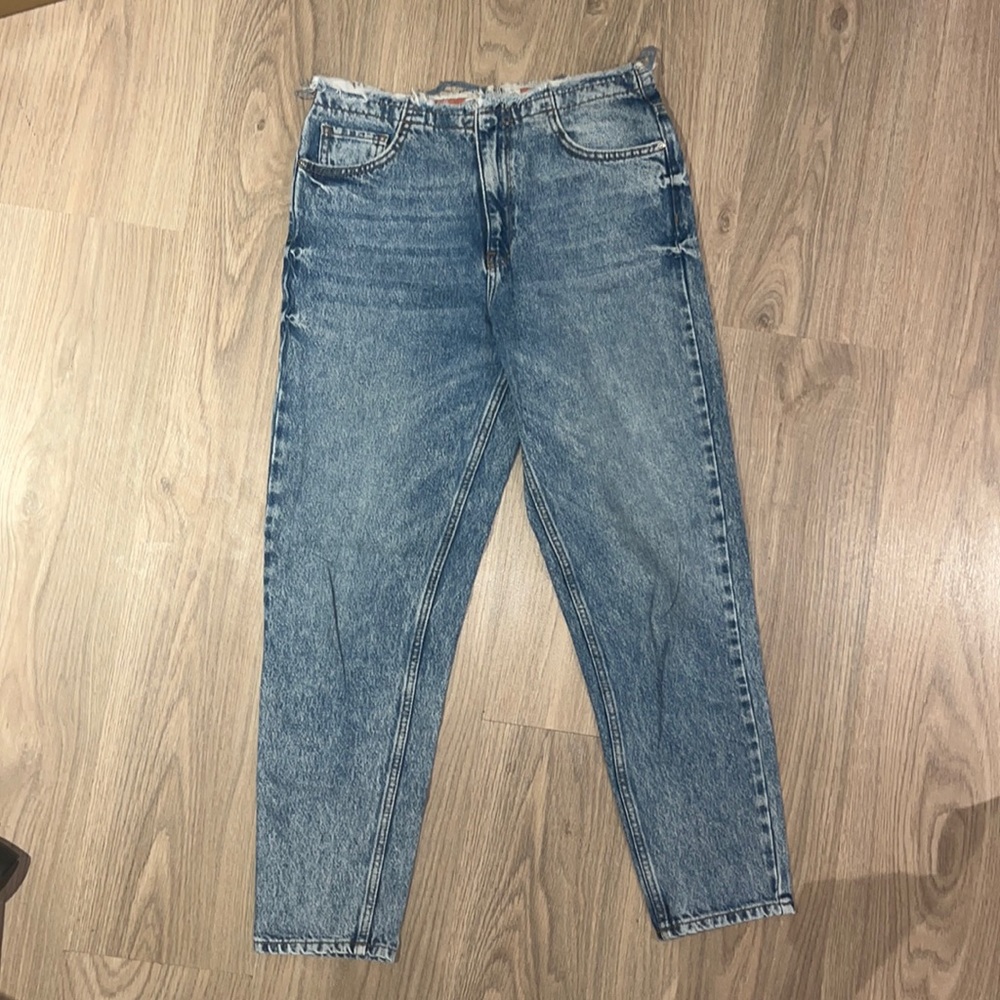 Mango high rise jeans (size 4)